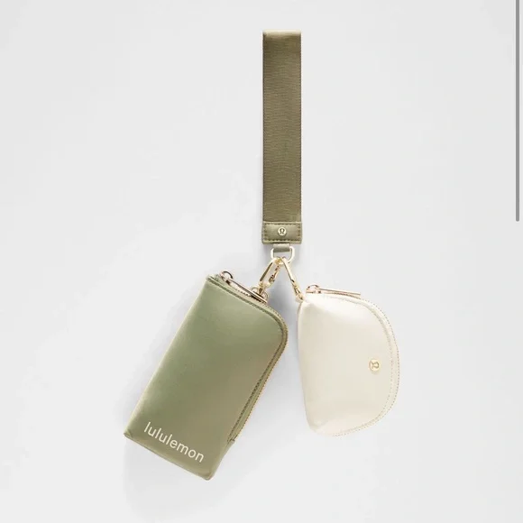 Lululemon Dual Pouch Wristlet Wallet Bay Leaf/Light Ivory NWT